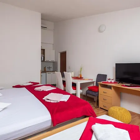 Apartmán Borovina *